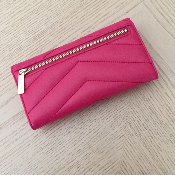 Michael Kors Electric Pink Large Trifold Wallet - Picture 2 of 8